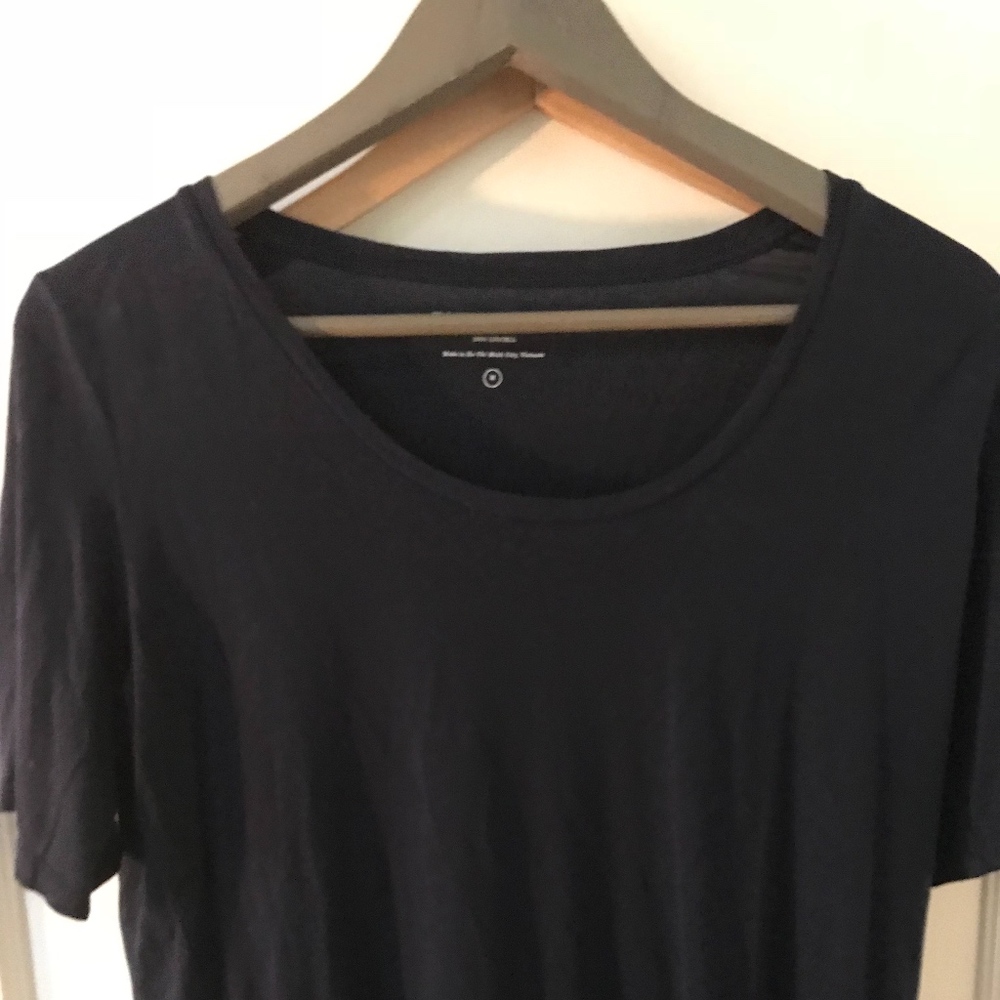 3/4 sleeve navy everlane top